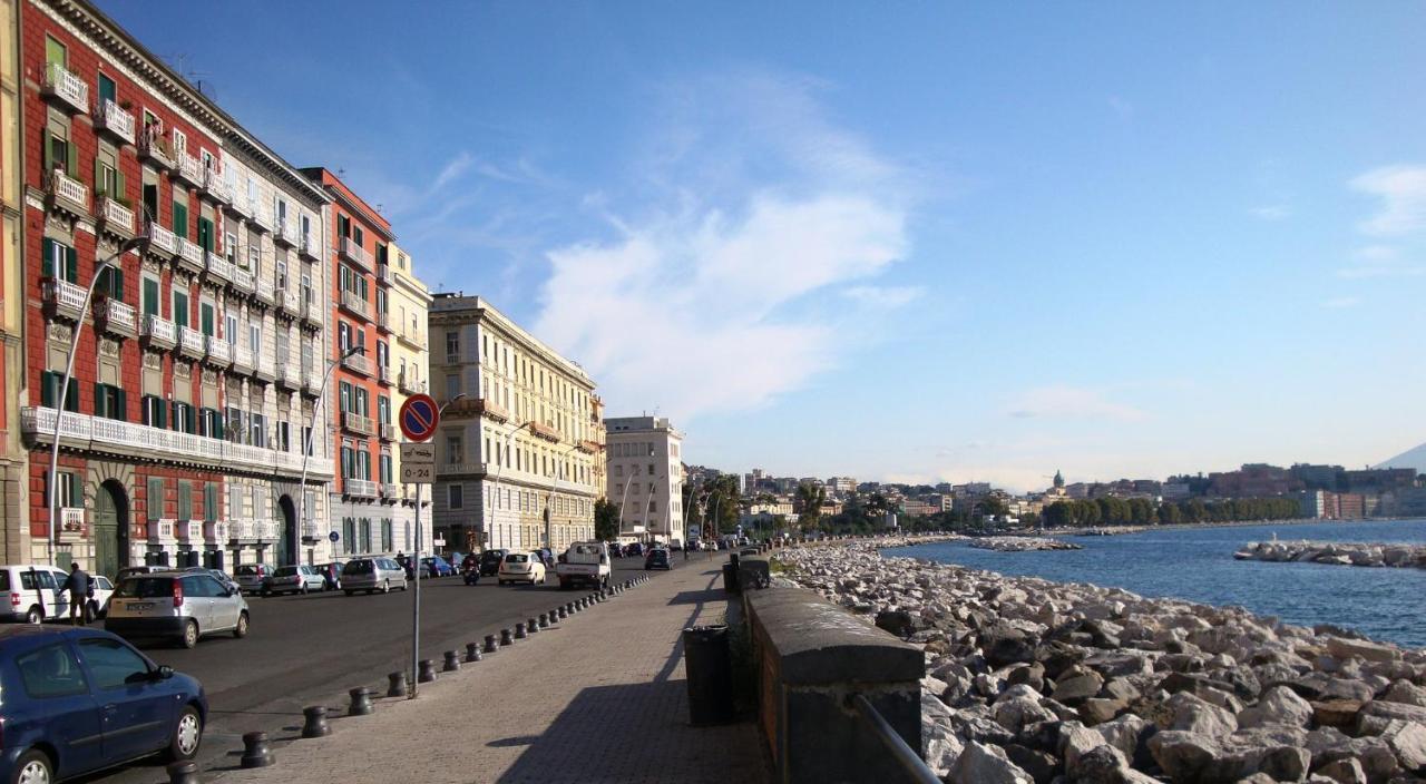 La Branda Hotel Наполи Екстериор снимка