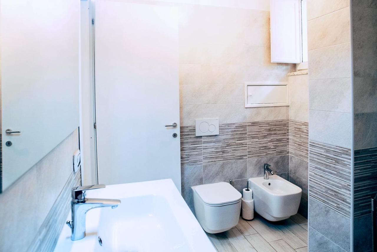La Branda Hotel Наполи Екстериор снимка
